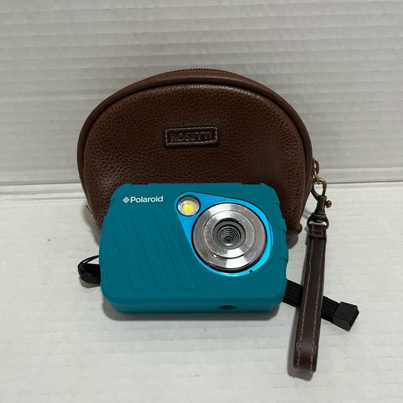 Working iS048 Polaroid point and shoot waterproof camera - Picture 5 of 7